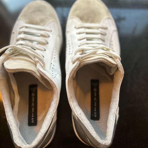 Steve Madden Rezza Sneakers 11 - Picture 5 of 7